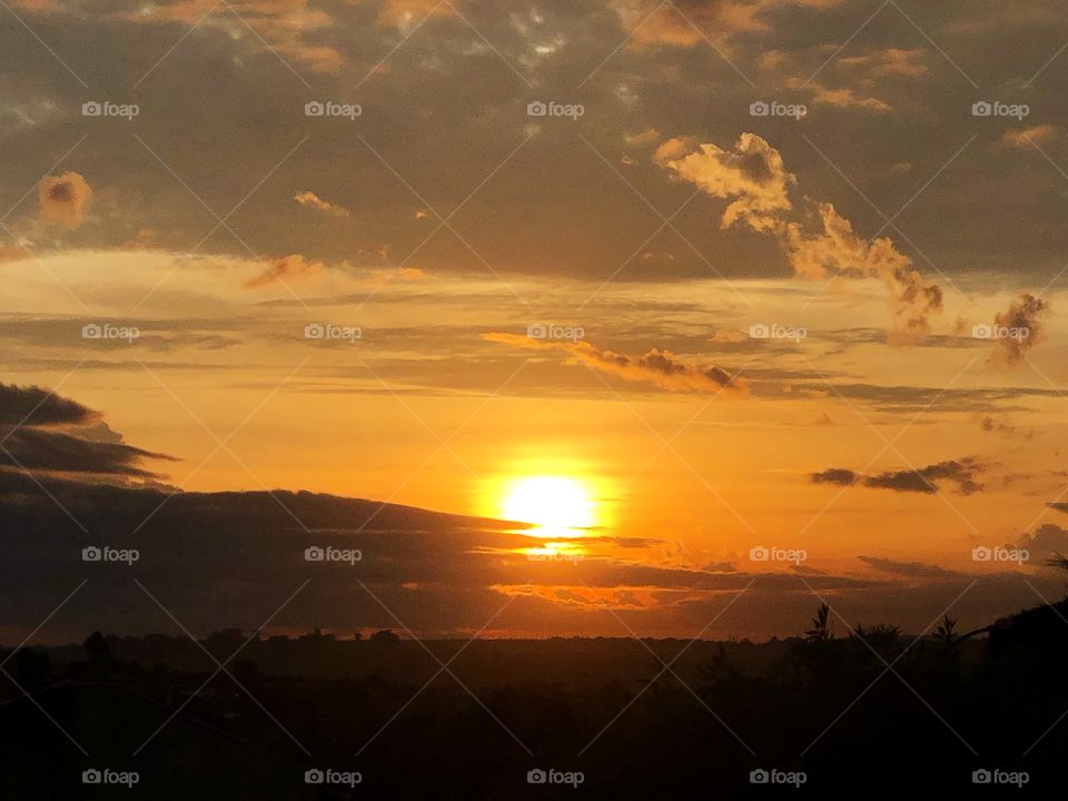 A great view of the sun and sky, and the colors created...