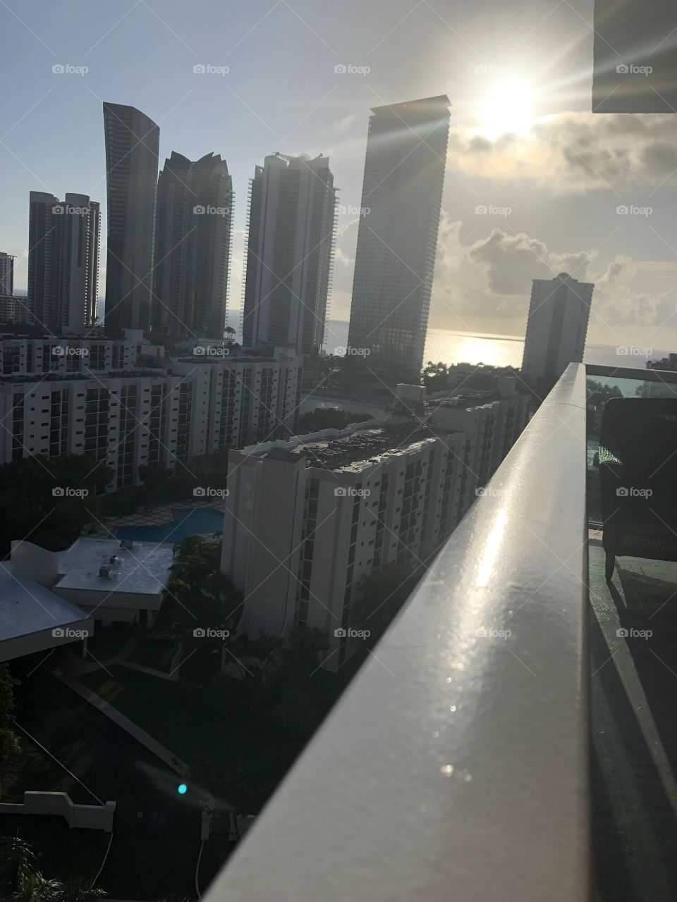 Miami city sun rays 