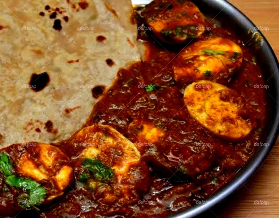 Nice egg curry looks so pretty testy dish of egg and serve with roti so yummy food and also healthy food