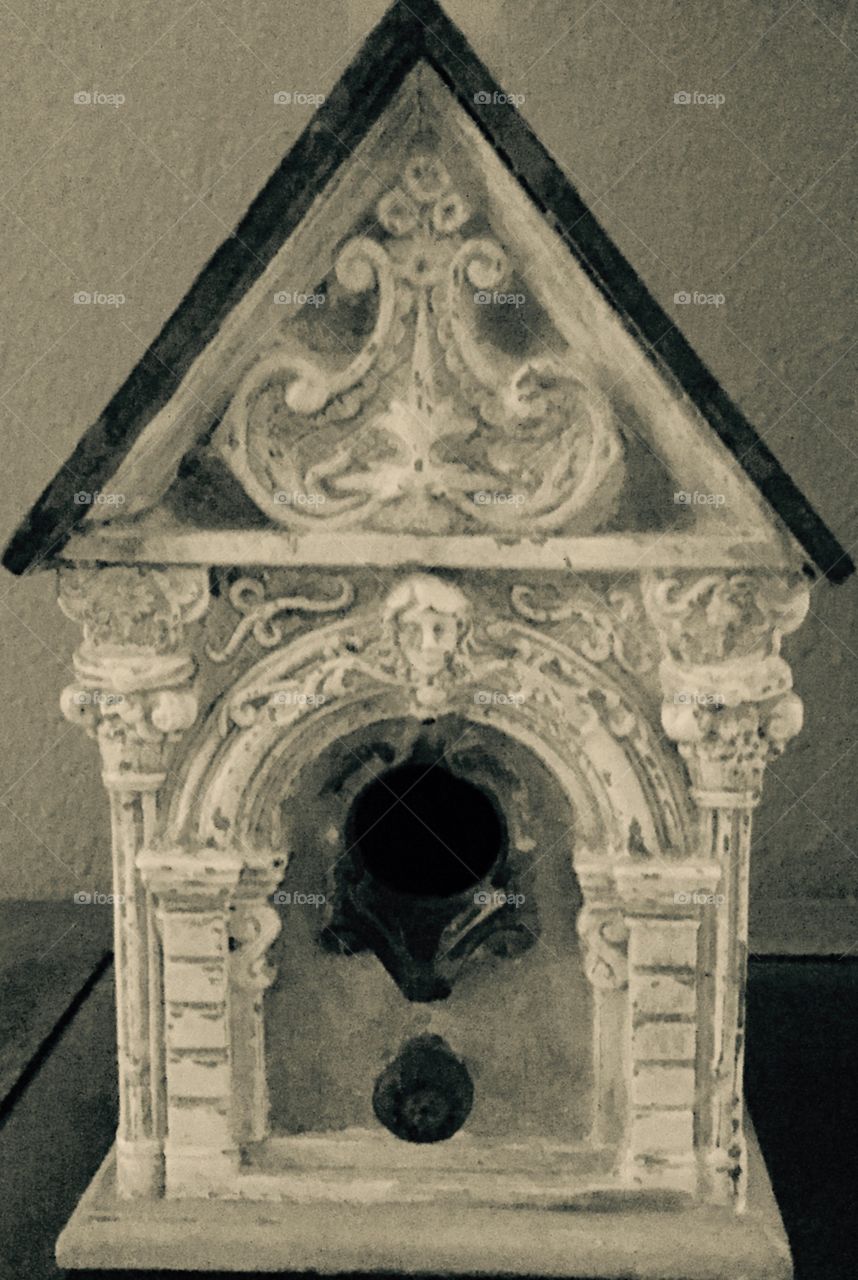 My old birdhouse. One of the birdhouses in my collection