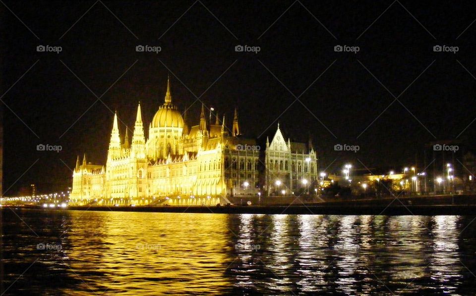 Budapest parliament buildings 