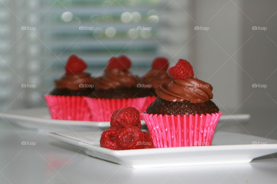 Chocolate Raspberry Cupcakes 