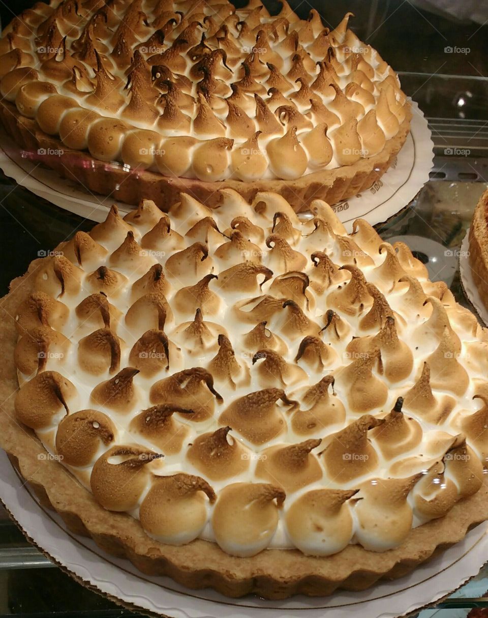 Two Merengue Tarts