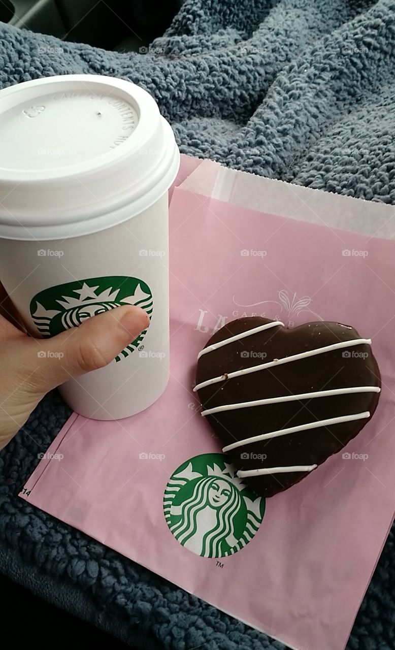 valentines day at starbucks. treats