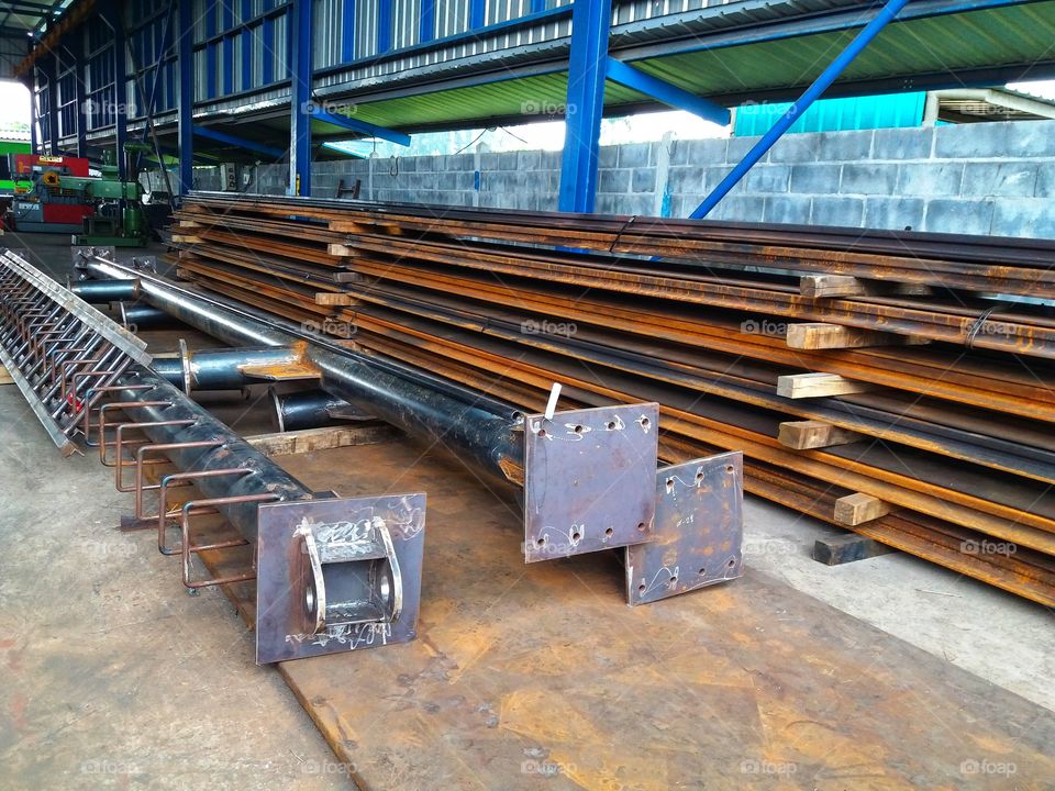 Steel structure