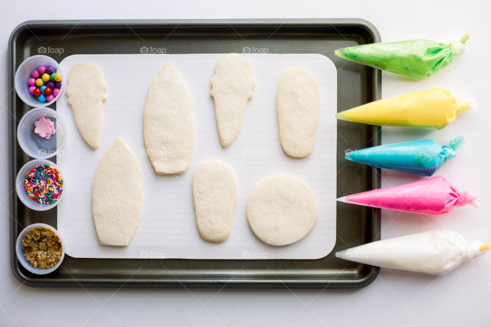 Baked cookies ready to decorate 