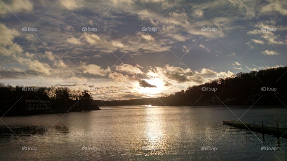 Merry Christmas. I took this pic on Christmas Eve in the early morning in New Jersey on Lake v Hopatcong