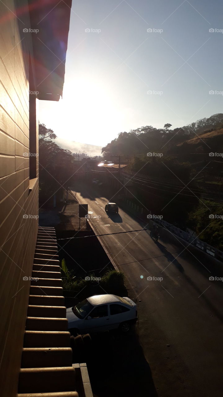 ao entardecer o cenário vai mudando a noite vai chegando e trazendo com ela mais uma certeza de um dia bom 🌏