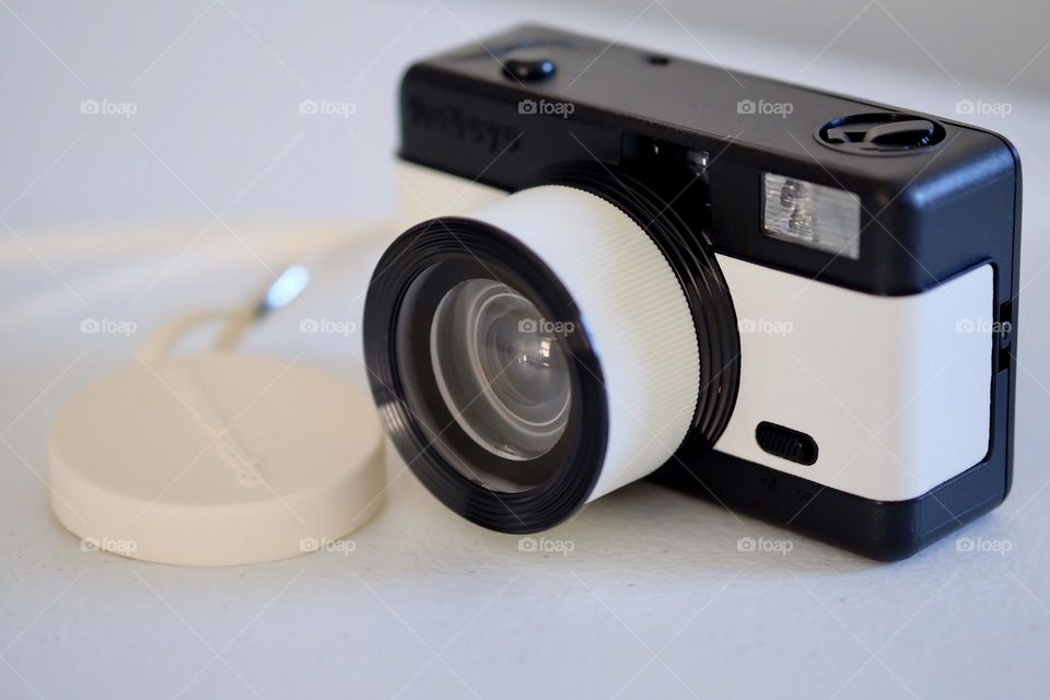 Camera product photo, using a camera to make money on Foap, using the Foap app to make money, selling photos online, digital image sales to make money, Foap app makes money