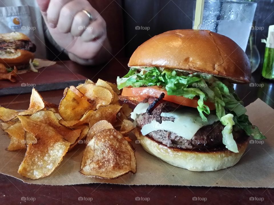 Cheeseburger with Homemade Chips