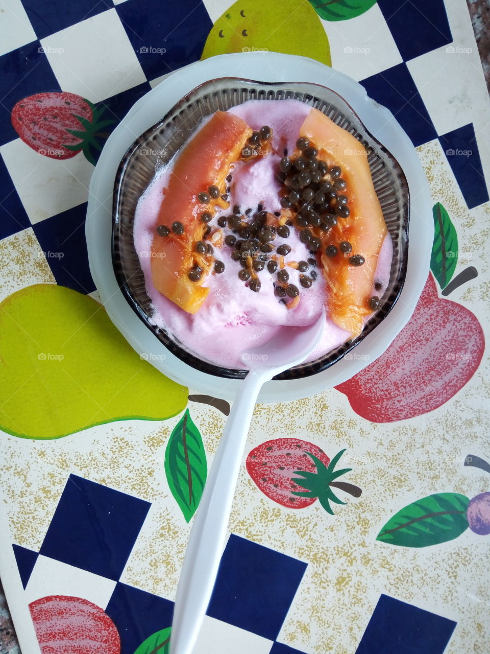 ice cream with pawpaw dessert