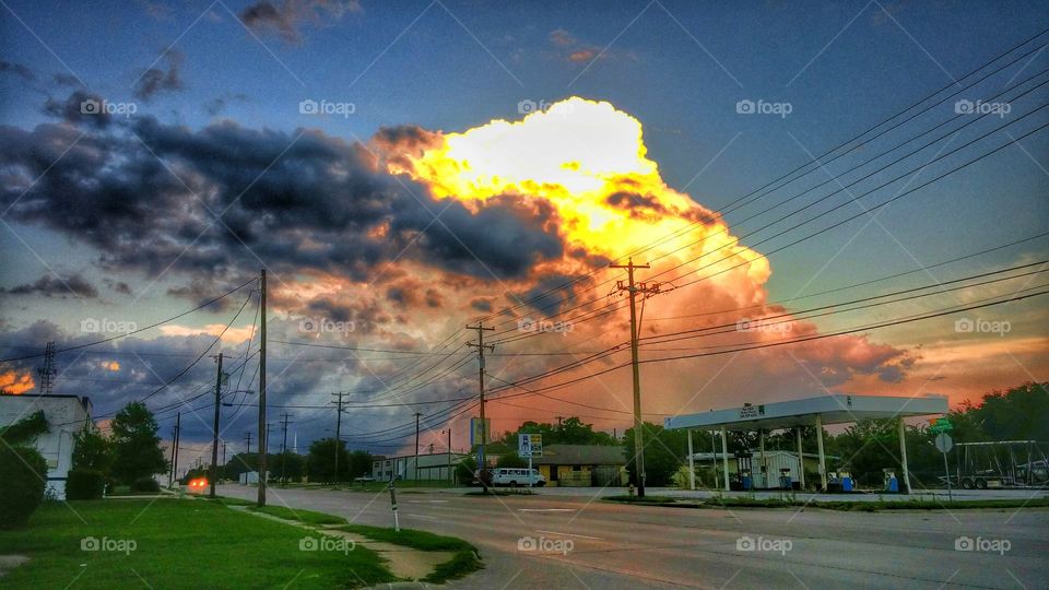 giant thunder cloud