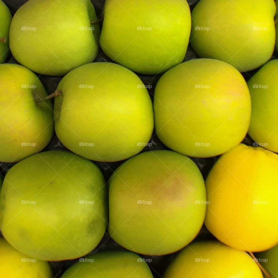 Green Apples 