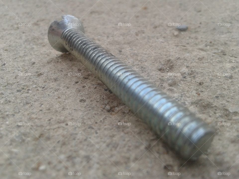 silver screw