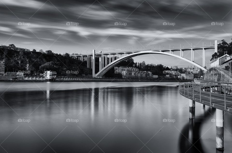 Arrábida bridge.