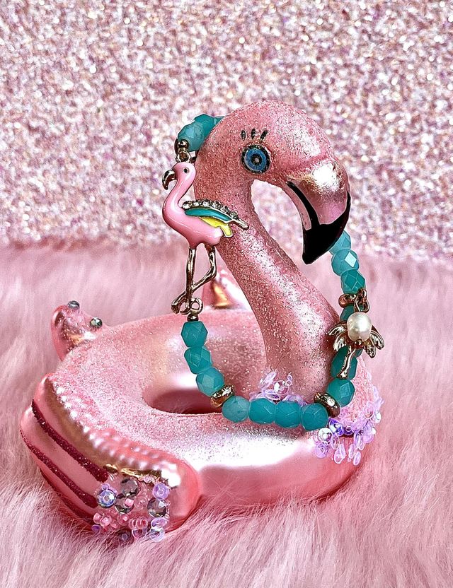 Pink Flamingos