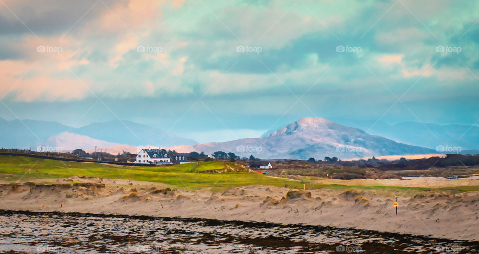 House at Dogs bay at west of Ireland