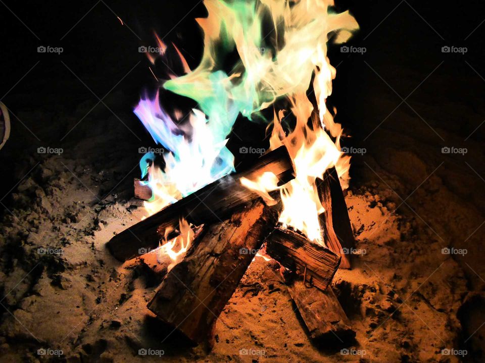 Beach color fire pack