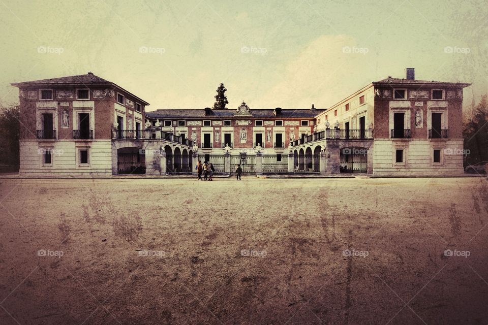 Casa/Palacio del labrador
House / Labrador Palace