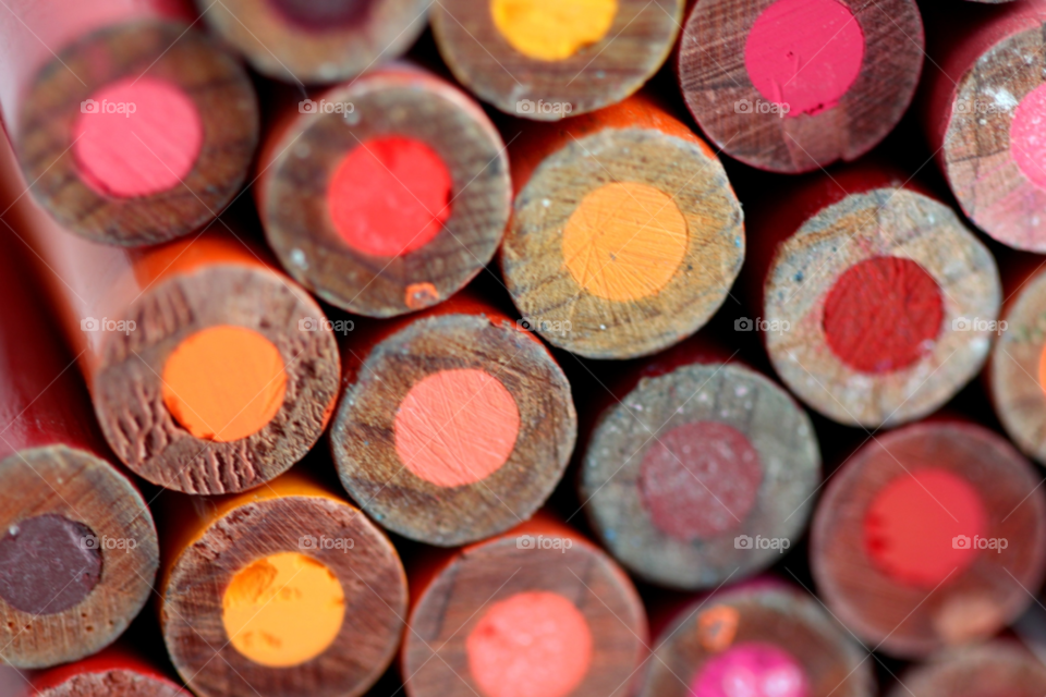 macro closeup red white by hlehnerer