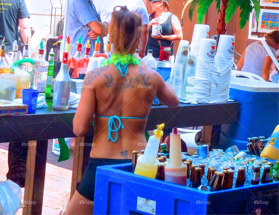 Bartenders back with Tattoos 