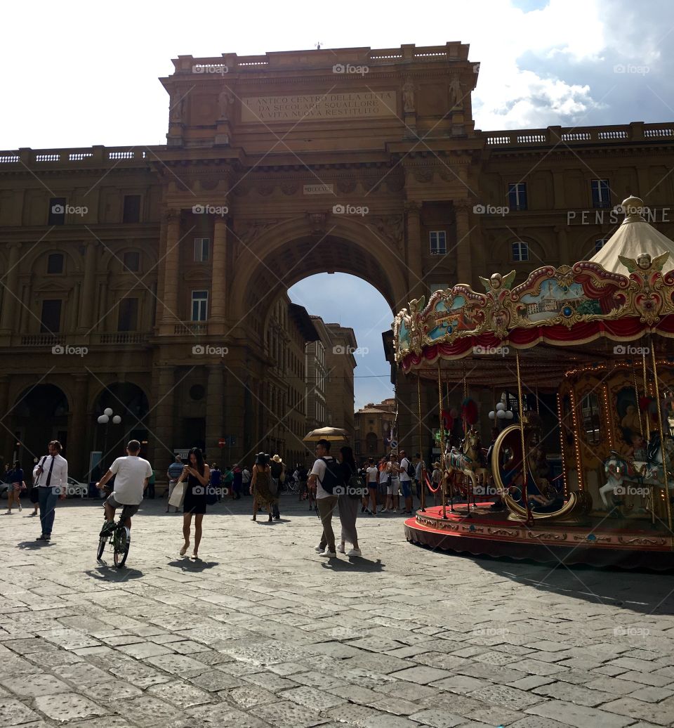 Merry go round in Fluorence 