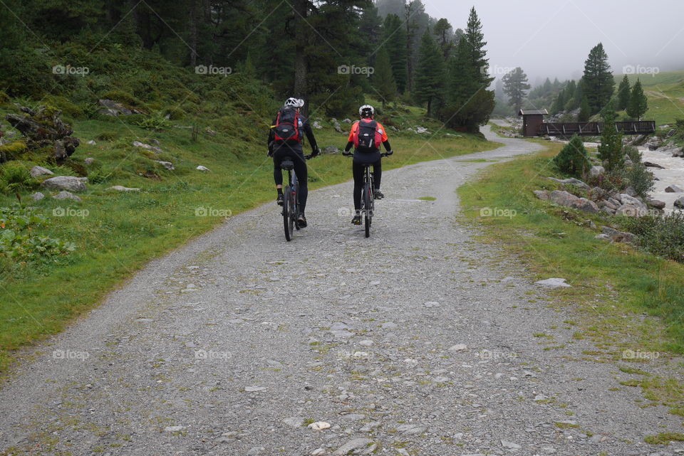 Mountainbike Adventure in The Alps 