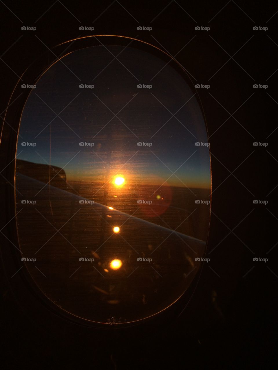 Vacation. On an airplane. In the sky. The various places that we can travel to on our earth has something gorgeous in the sky. The beautiful SunSet across the horizon. And the view straight from the window of an airplane ✈️ 🤩