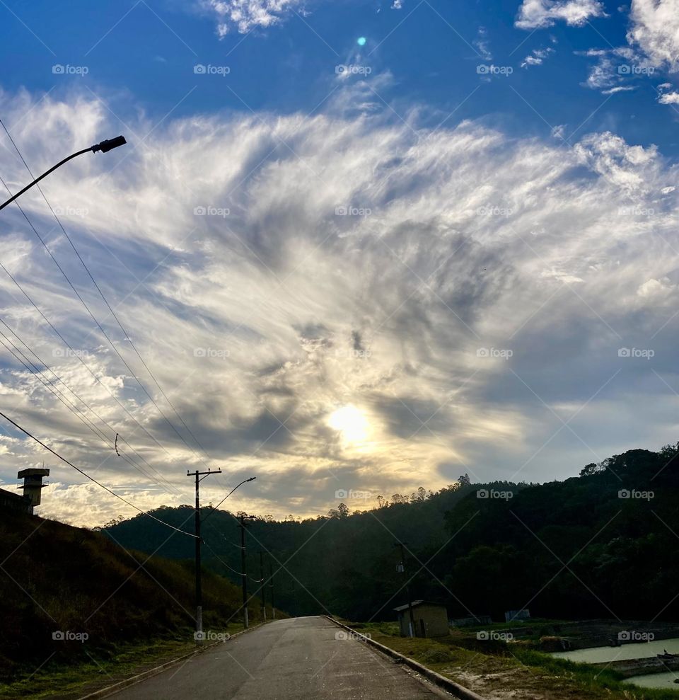 🌇🇺🇸 An extremely beautiful sunset in Jundiaí, interior of Brazil. Cheer the nature! / 🇧🇷 Um entardecer extremamente bonito em Jundiaí, interior do Brasil. Viva a natureza!