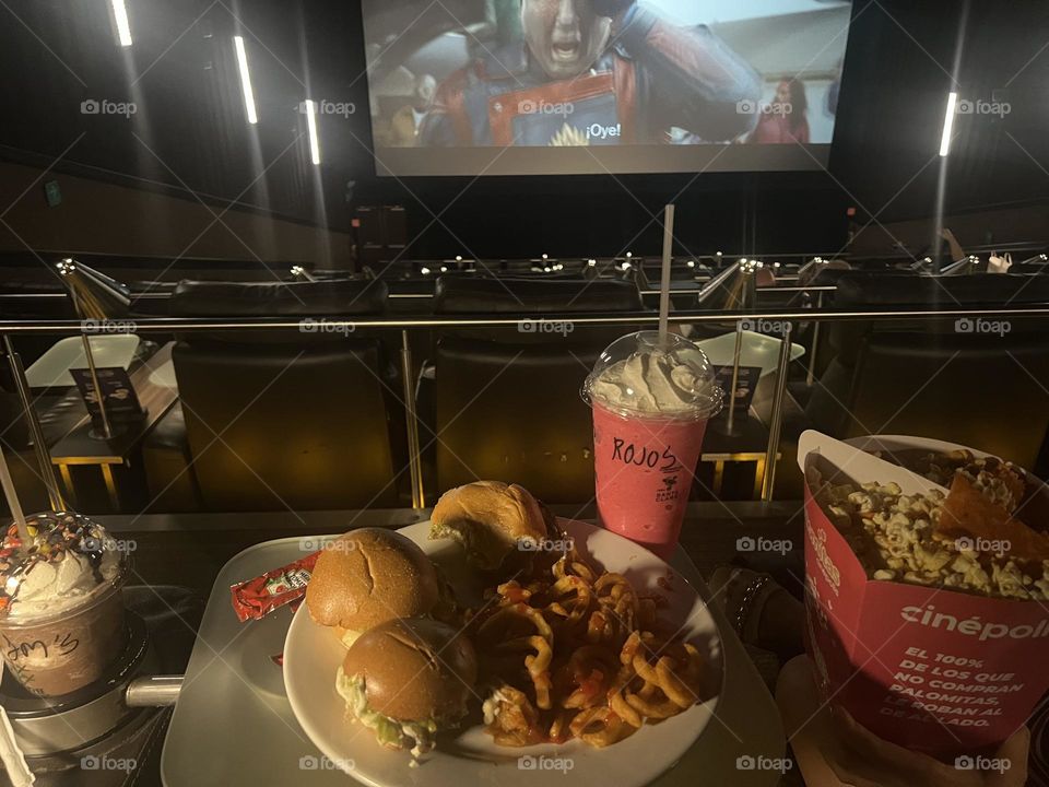 Mini hamburguesas en el cine 