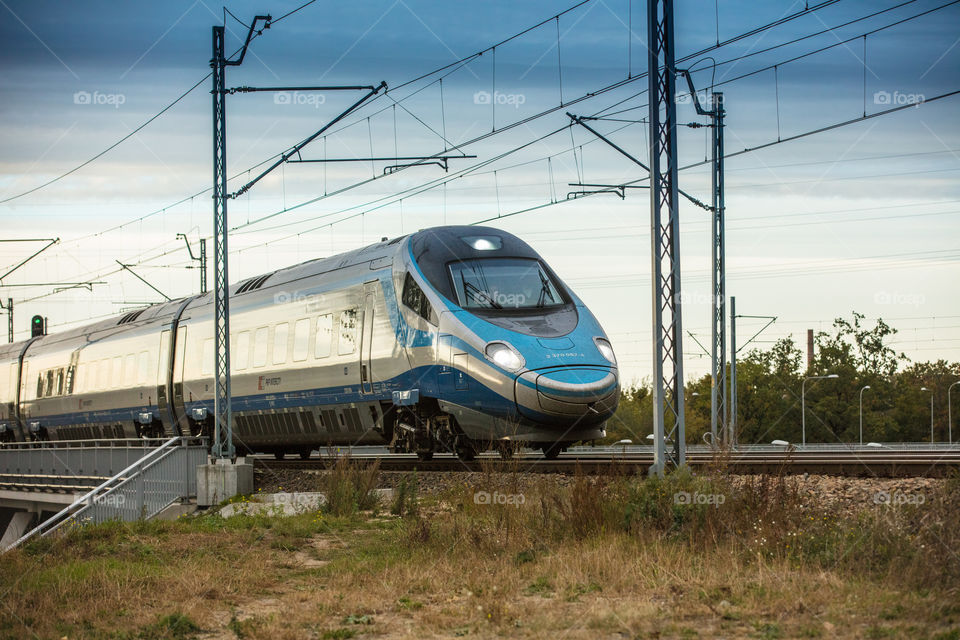 Speed train