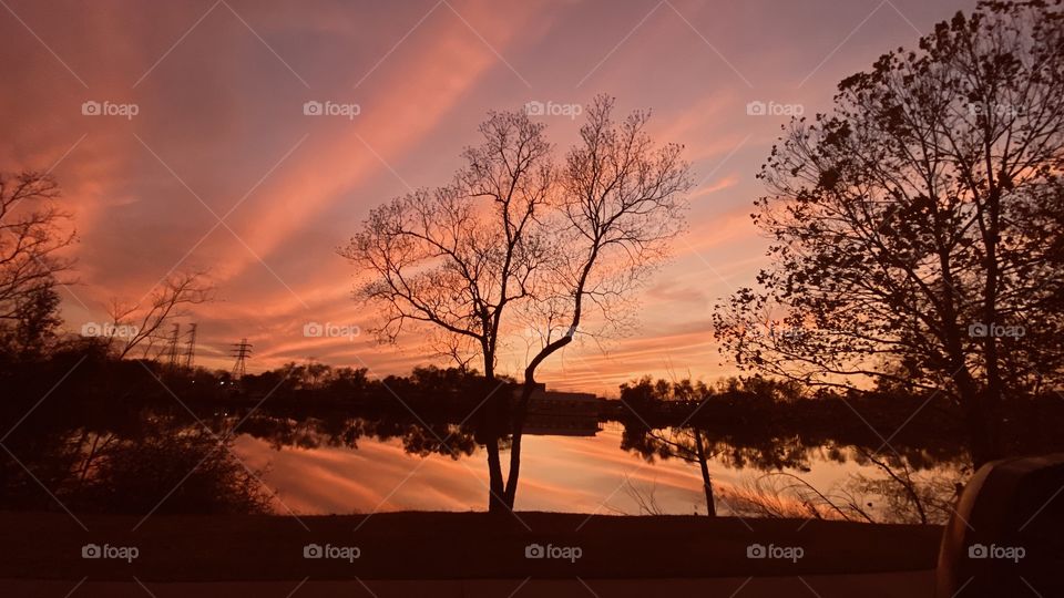 When Rays are out showing their stuff in the sky’s above the magnificent colors through layers of colors clouds give the Beauty. 