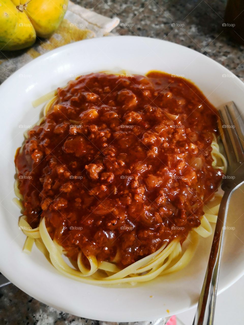 meaty and spicy spaghetti