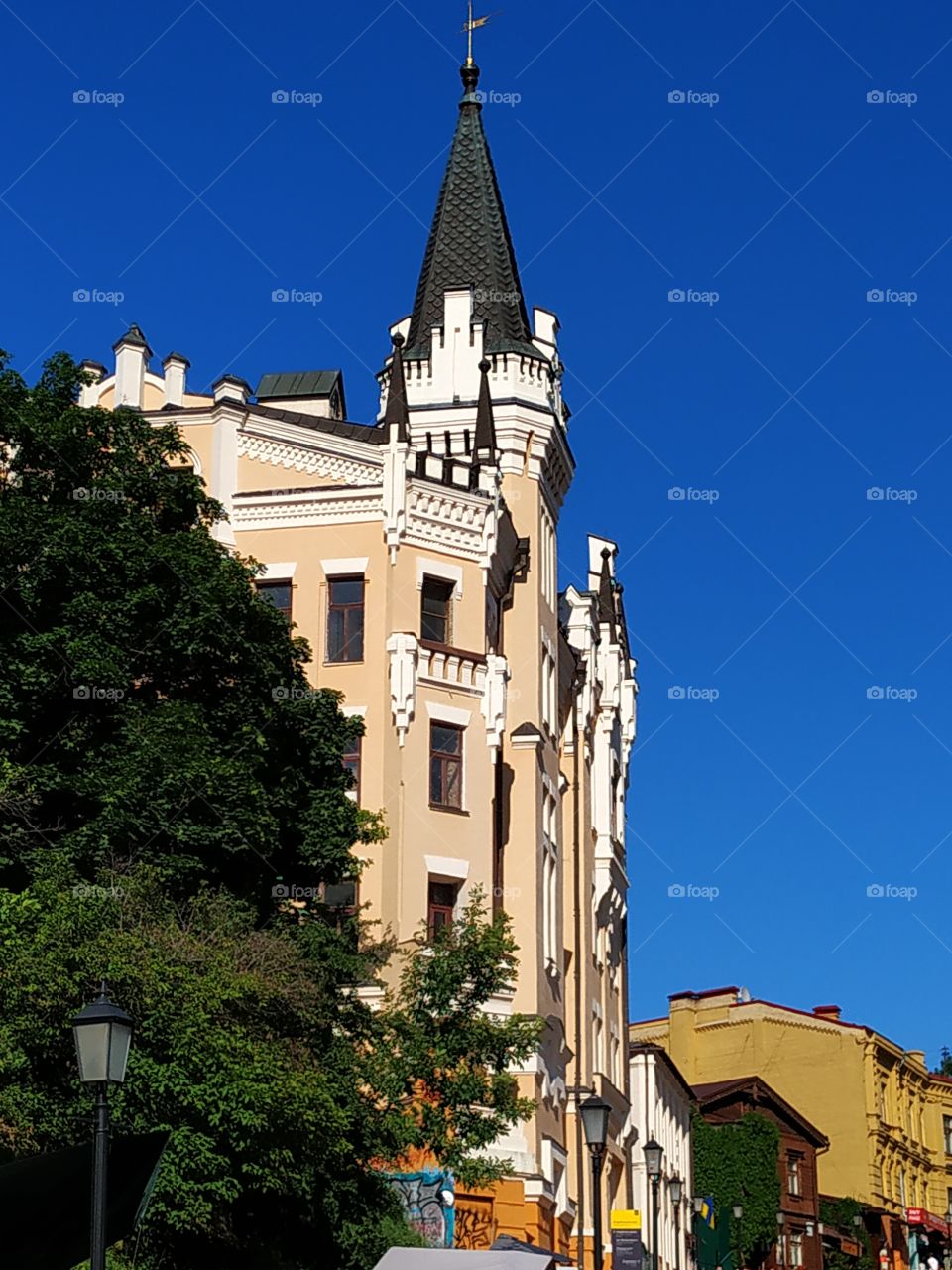 Richard Castle.  Kiev