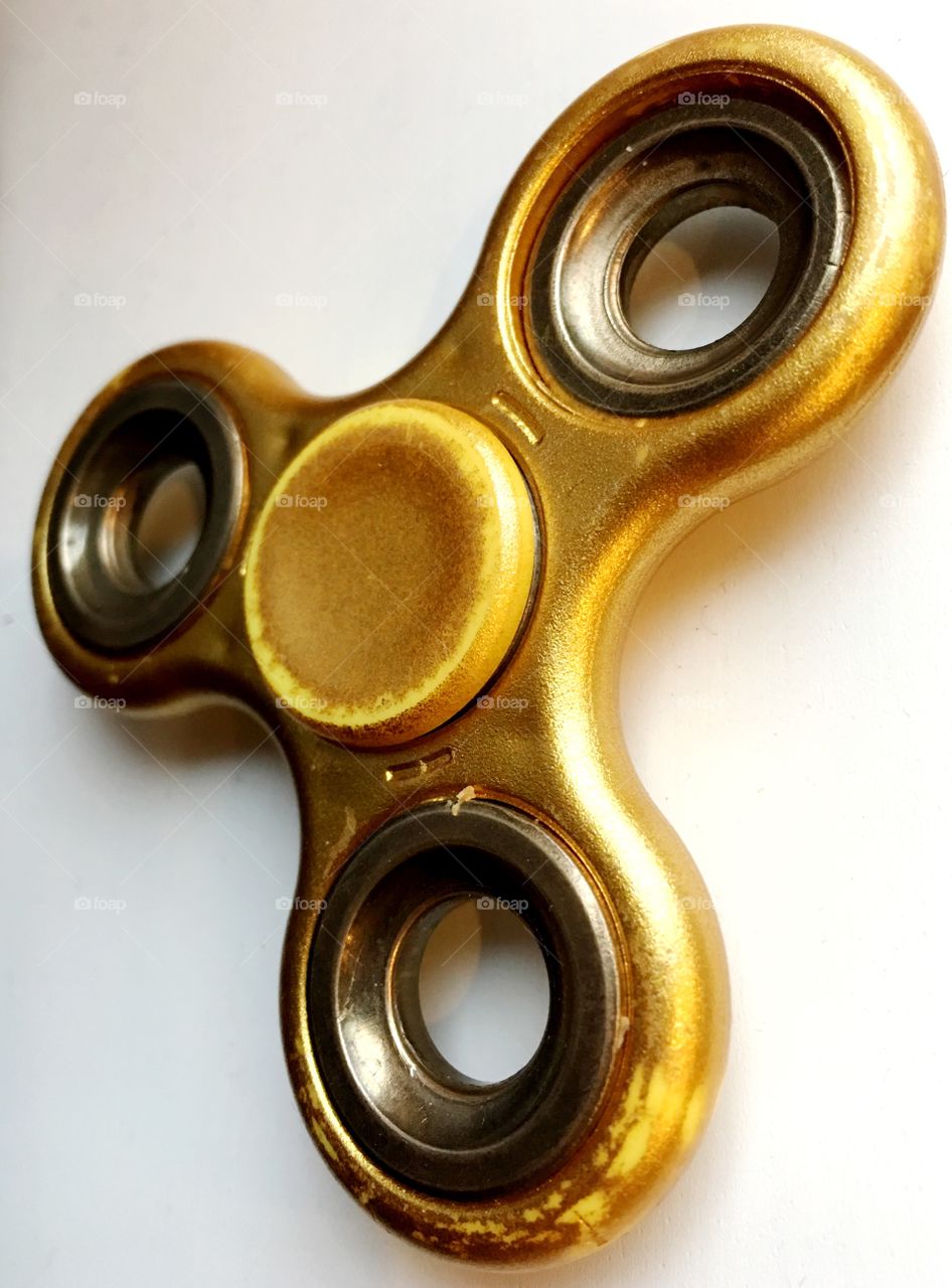 Perfect imperfections   Fidget spiner 