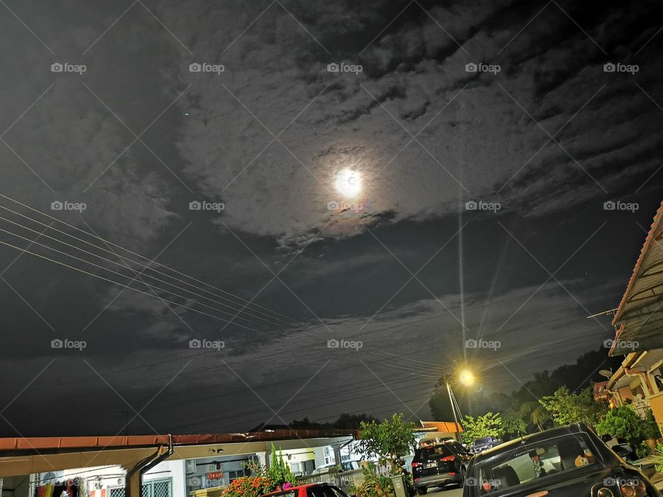 Clouds can't hide the protagonist