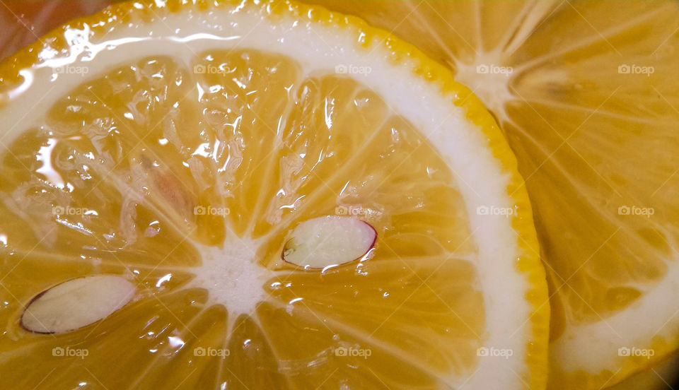 Fresh slices of lemon