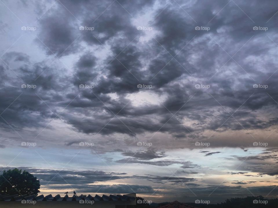 🌄🇺🇸 An extremely beautiful dawn in Jundiaí, interior of Brazil. Cheer the nature! / 🇧🇷 Um amanhecer extremamente bonito em Jundiaí, interior do Brasil. Viva a natureza! 
