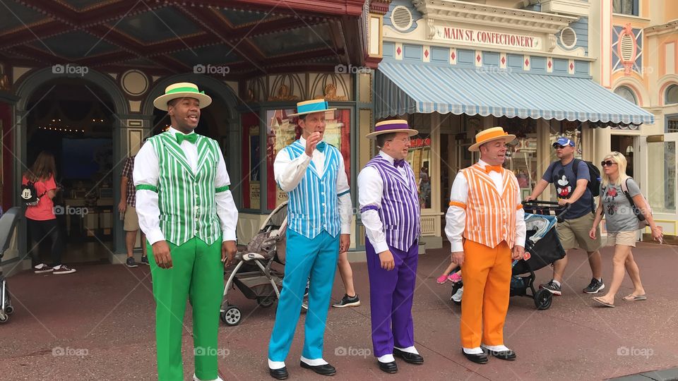 #day72 Everyday Disney World in Orlando Florida.  I have been lost on Disney Properties consecutively since 4/3/19!  You can find it on https://www.facebook.com/selsa.susanna or on IG SelsaCamacho YT SelsaSusanna • Magic Kingdom 6/13/19 Thursday