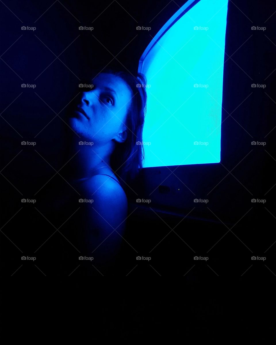 Залежність від медіа - TV addiction