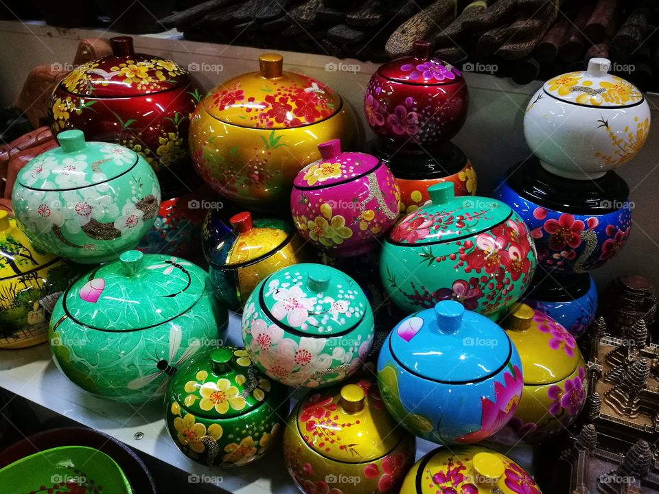 Colorful Vietnamese Ceramics