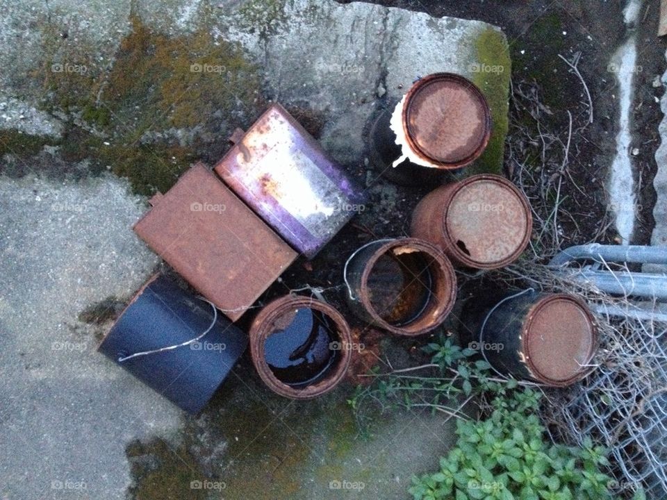 Rusty cans