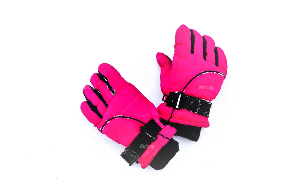 Pink winter gloves