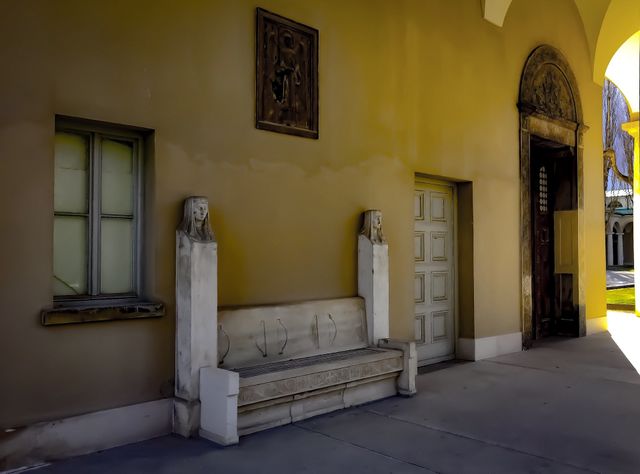 bench architecture