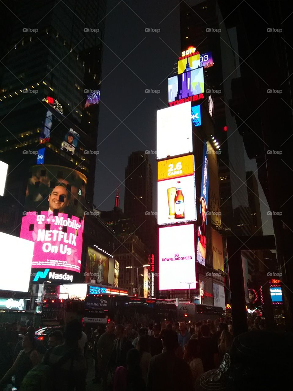 there's no place like New York night life in time's square there seemed like millions of people All over everywhere and in every store and restaurant but the energy was like a jolt of lightning