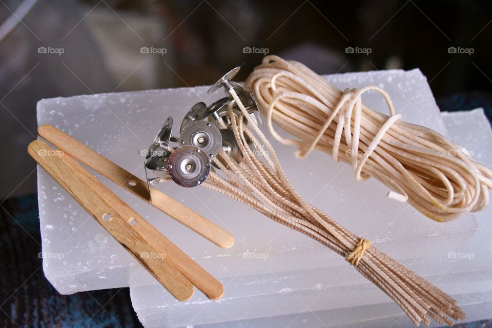 Blocks of Paraffin and ingredients for candle making : floaters, flat braided wicks