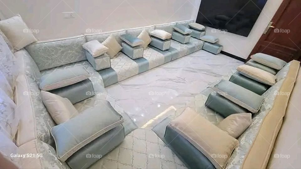 A very beautiful picture, and there is no better picture than it. There is no better picture of green herbs and colorful, red and white roses than it. Glory be to God, the natural and picturesque view, and there is no more