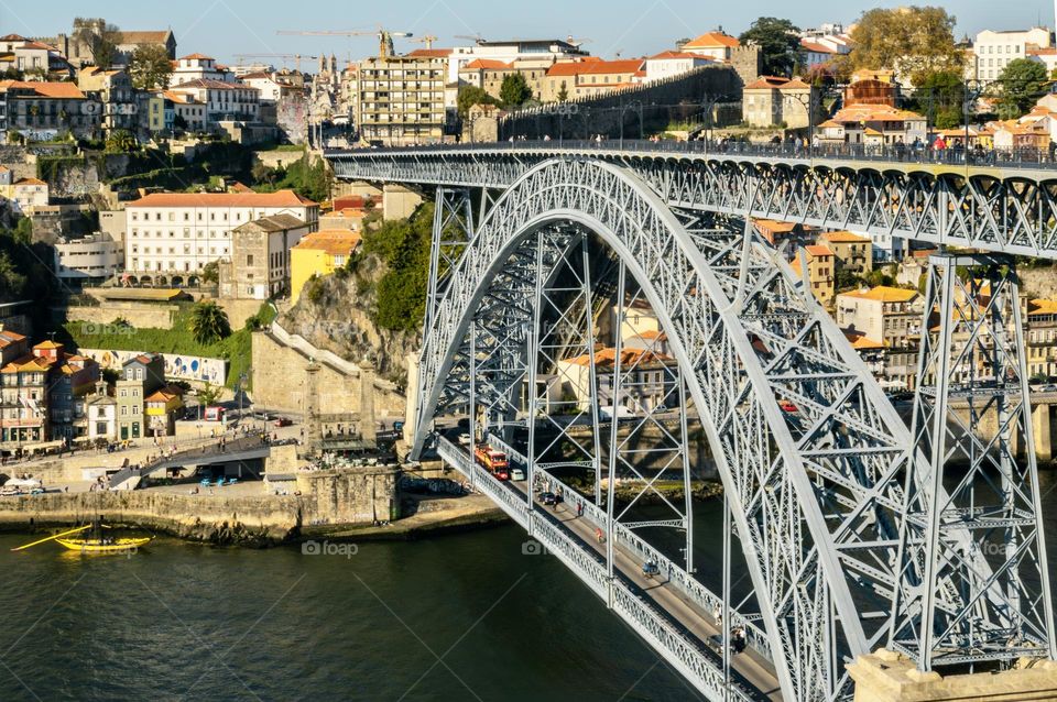 Ponte Luís I over the Rio Douro in Porto, Portugal 