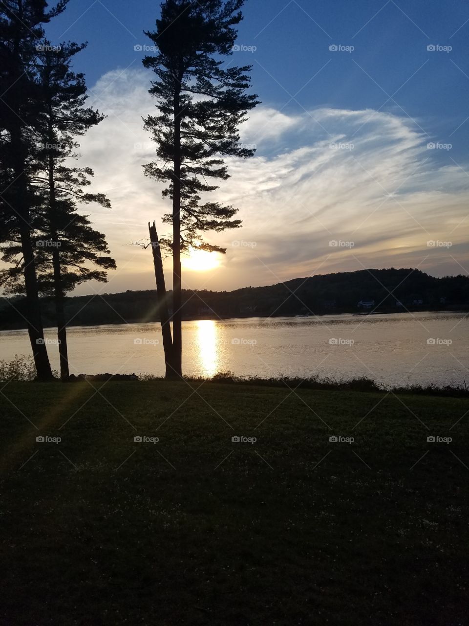 Setting Sun on Lake