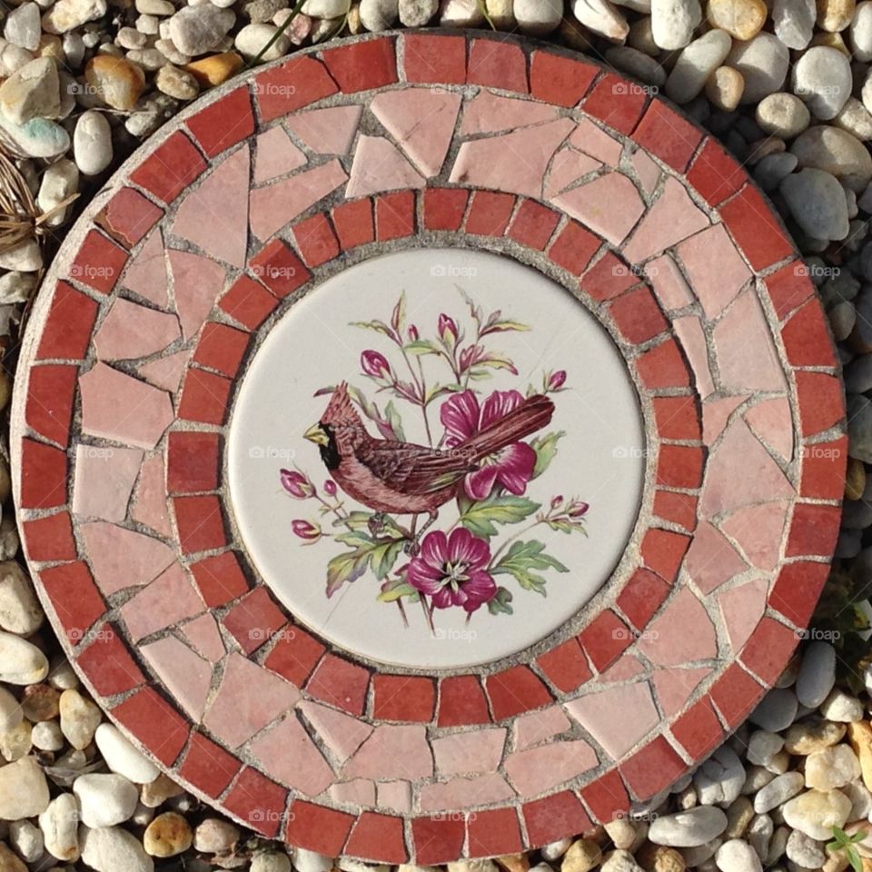Round mosaic stepping stone with Cardinal 